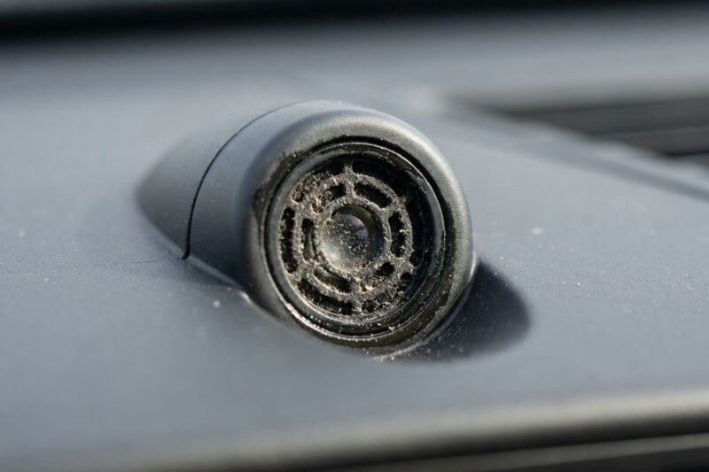 Kann ein verstopfter Sonnenlichtsensor zu Überhitzung im Fahrzeuginnenraum führen?