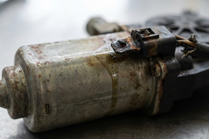 Kann ein Fensterhebermotor überhitzen und sich automatisch abschalten?