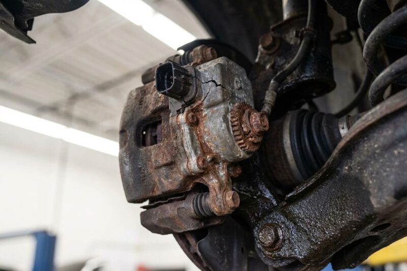 EPB löst nicht: Mechanisches Problem oder Steuergerätefehler?