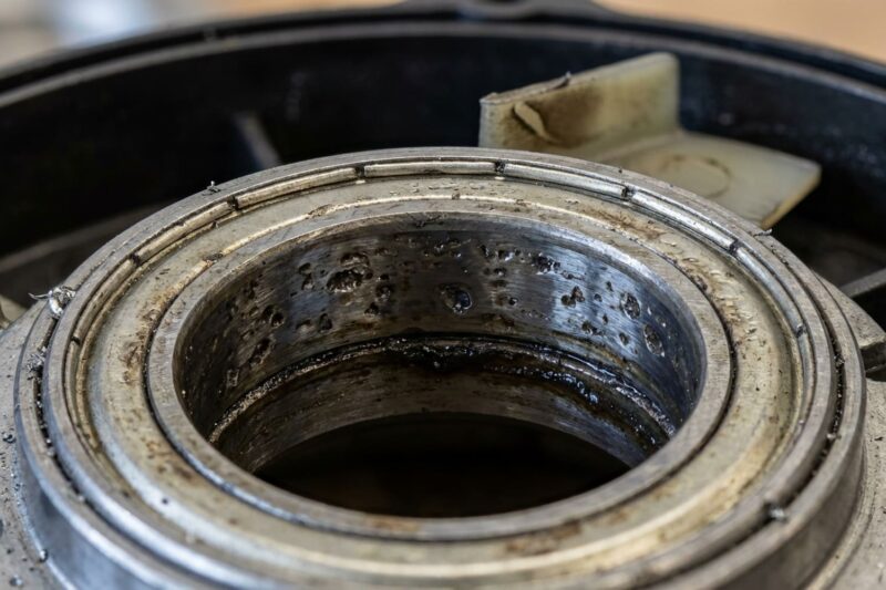 Woran Sie ein verschlissenes Gebläsemotor-Lager erkennen – Heulgeräusche oder Vibrationen?