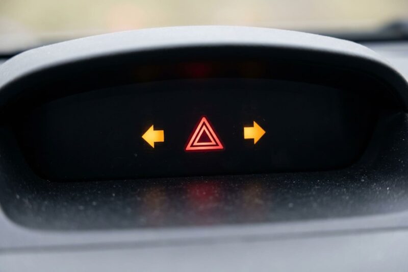 Blinker funktionieren nicht, Warnblinker schon — Liegt es am Blinkerschalter?