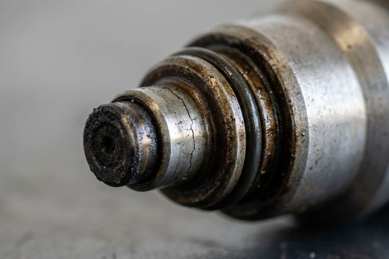Welche OBD2-Codes deuten auf einen niedrigen Kraftstoffdrucks im Common-Rail-System hin?