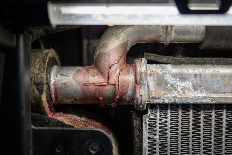 Warum versagt der Heizungswärmetauscher im Renault Duster bereits nach nur 80.000 Kilometern?